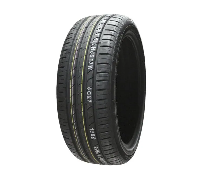 Accelera PHI-R 235/45R17 tyre